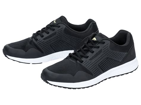 sportschoenen met ijzeren punten voor atleten